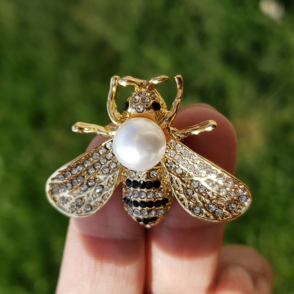 Goldtone Bee Rhinestone Brooch Pin Gold Tone - Picture 3 of 8